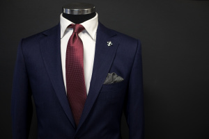 the perfect suit in navy