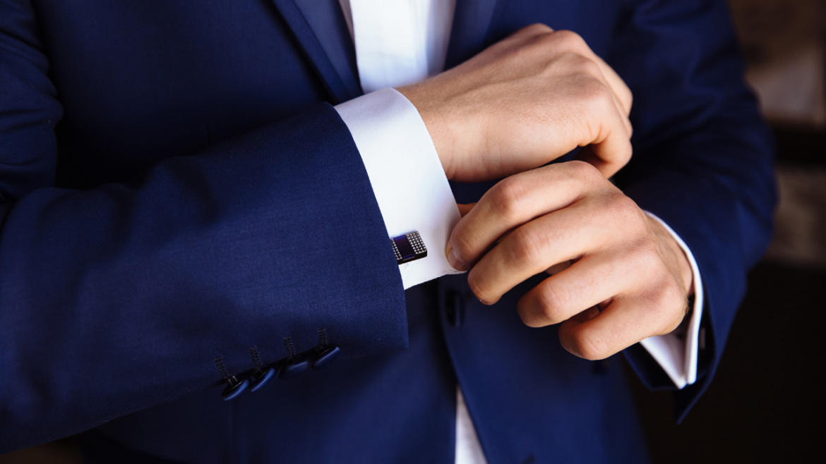 9 Pros and Cons of the Double Cuff Shirt